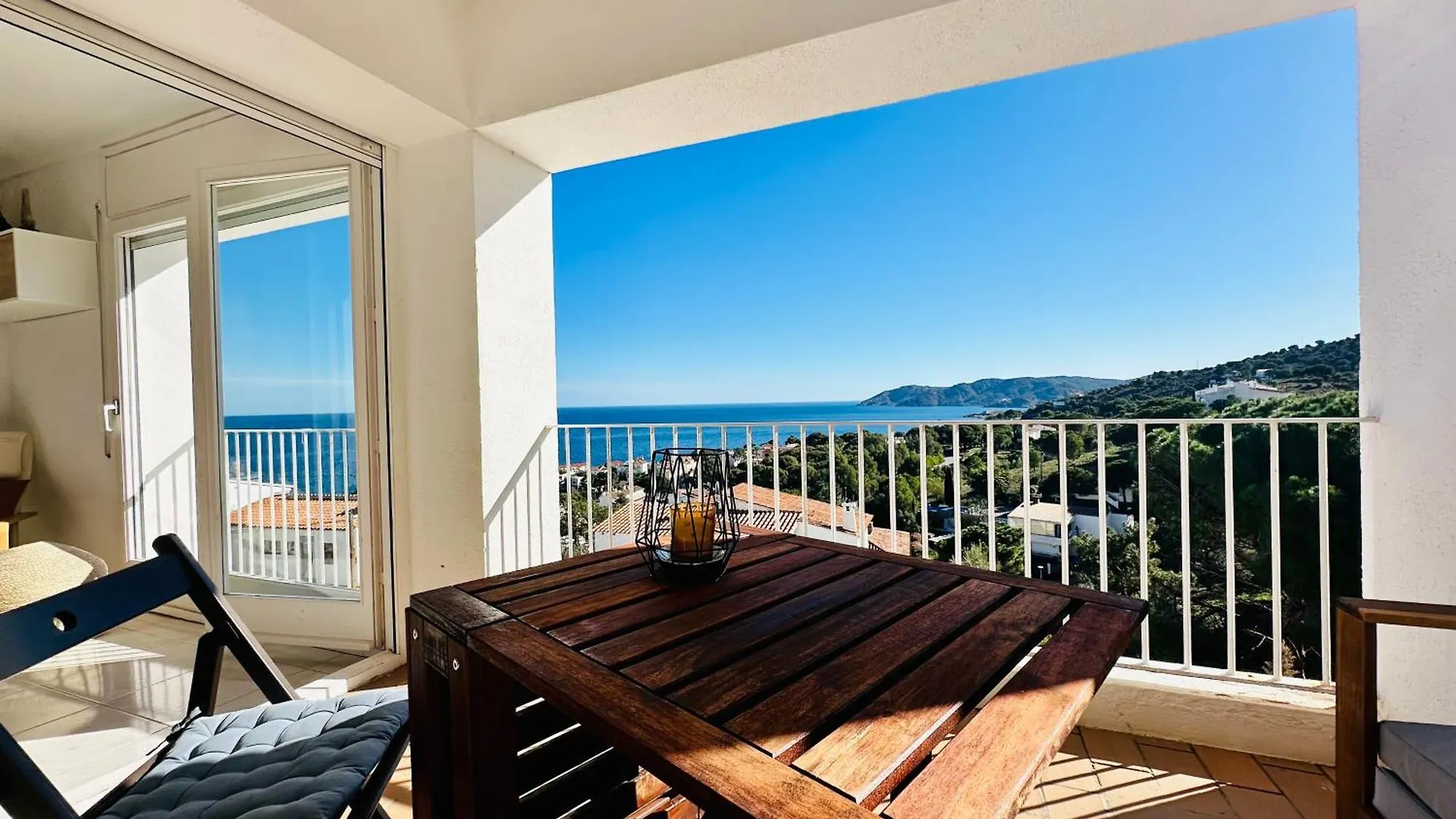 Apartamento Con Vistas Llanca Apartment