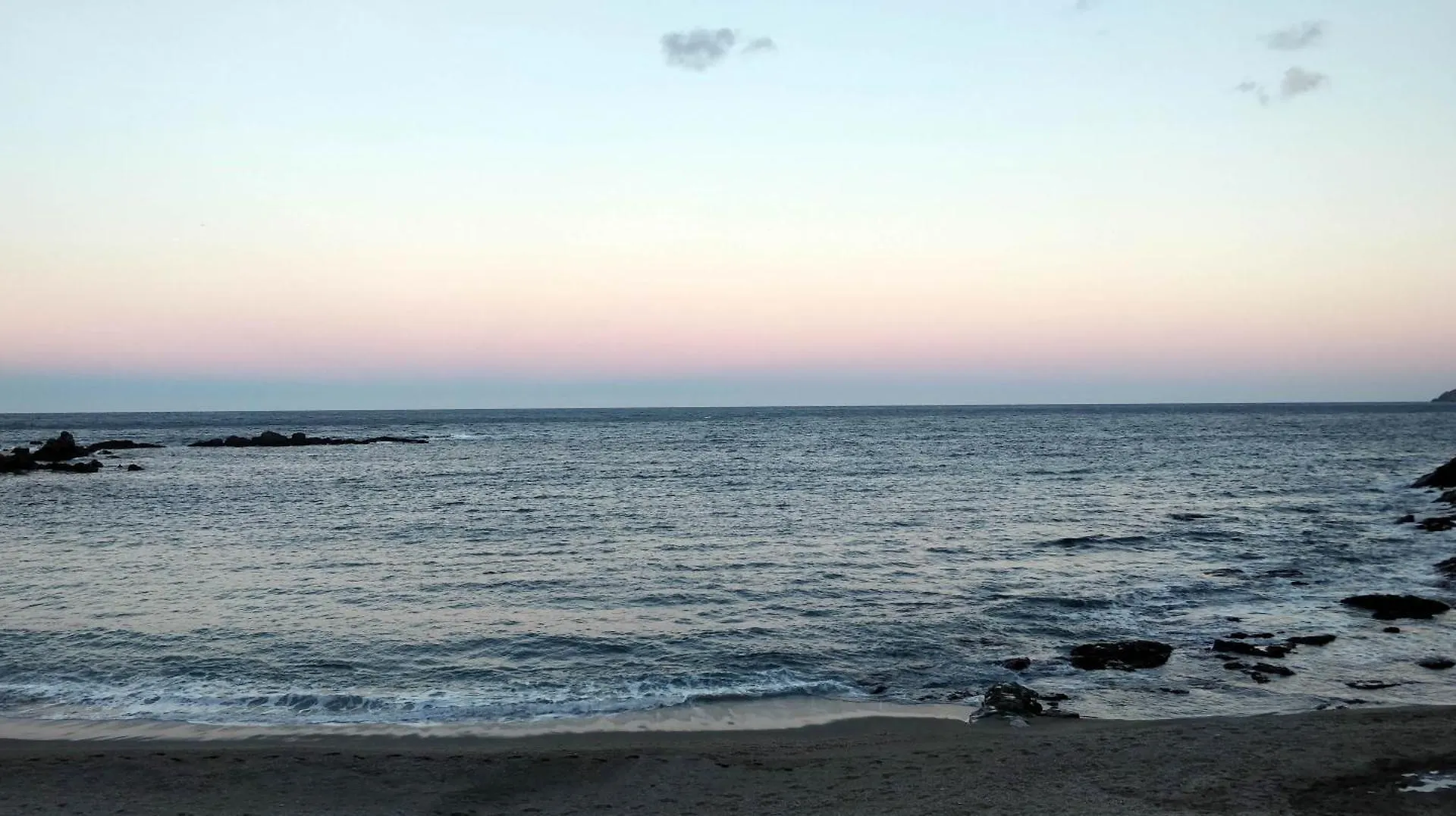 Apartamento Con Vistas Llanca 0*,